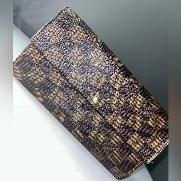 Louis Vuitton Damier Ebene Sarah Wallet CA2077 - Picture 7 of 12